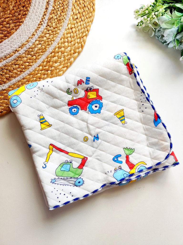 Muslin Blanket 2 layered (85*85cm)- Construction Vehicle Print