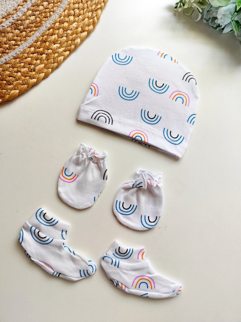 Cap Mittens Booties Set- Rainbow Print