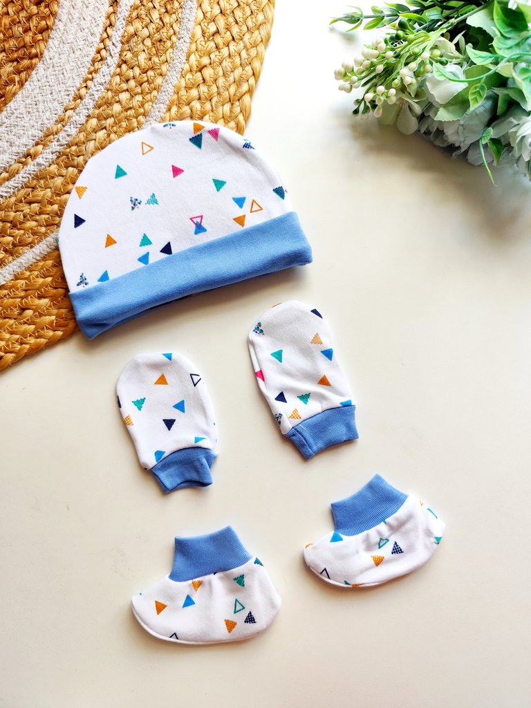 Cap Mitten Booties Set- Colorful Triangle Print
