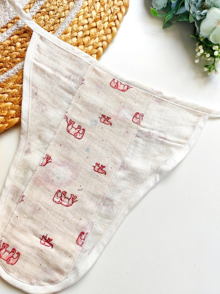 Muslin 3 Layered Nappies - Red Elephant Print
