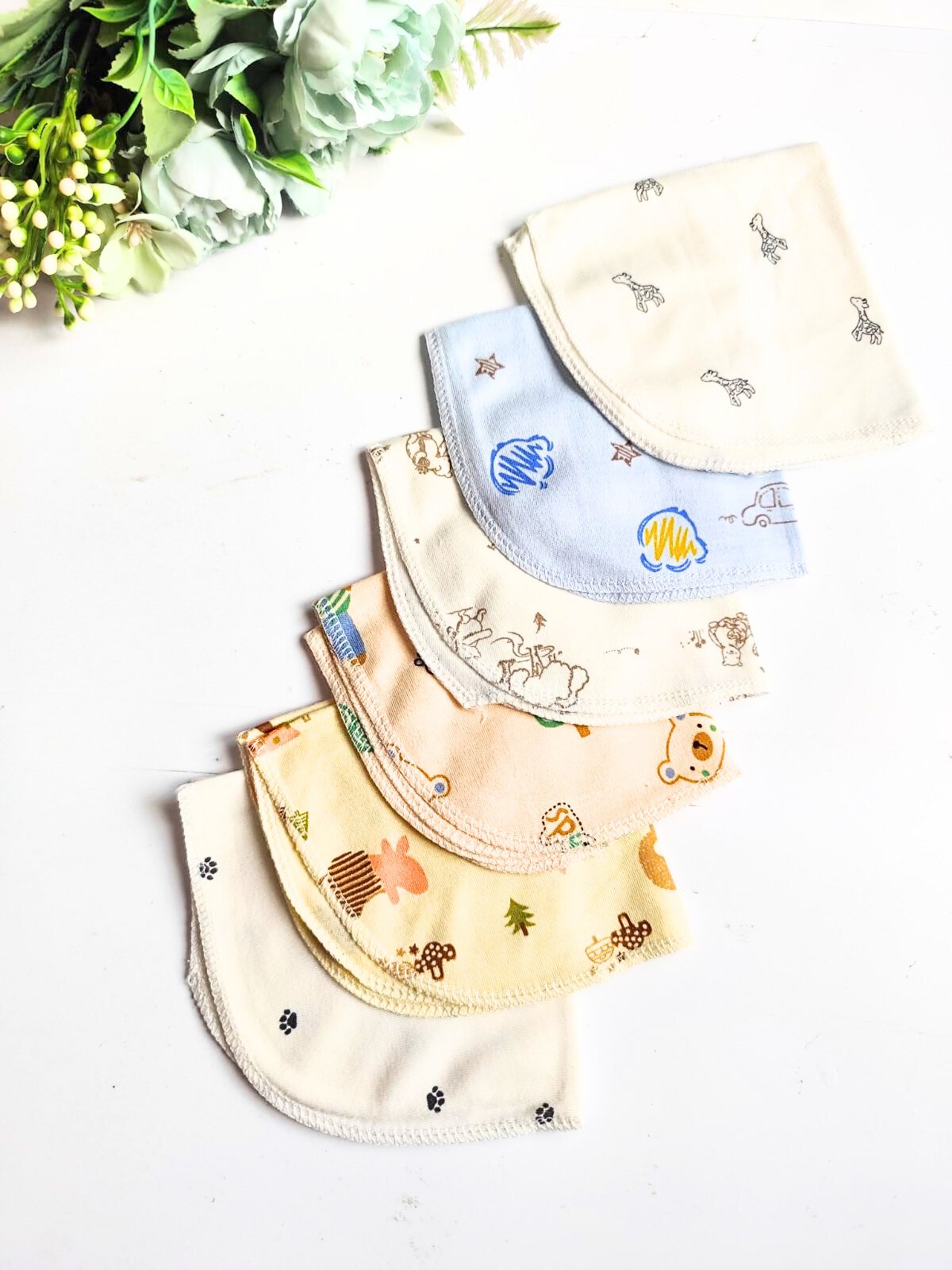 Pack of 6 Hosiery Cotton Napkins (Random Designs) image 2