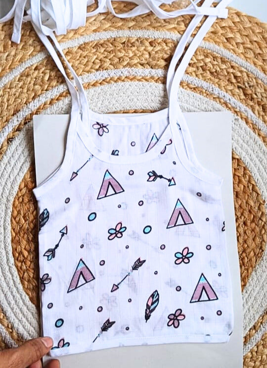 Muslin Knot Jablas (0 - 3 Months) - Triangle Print image