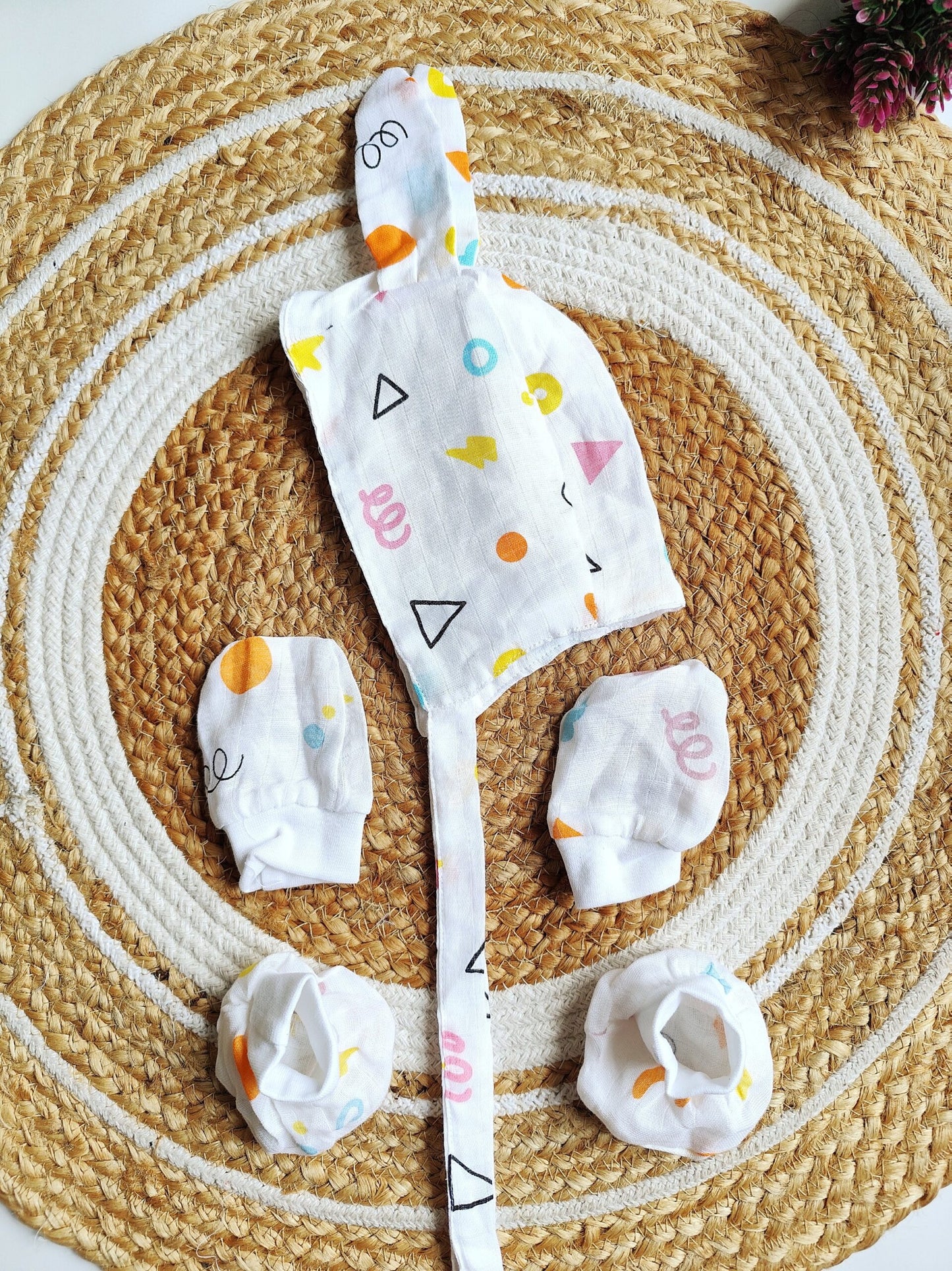 Muslin Cap, Mitten & Booties Set - Geometric Print image 0