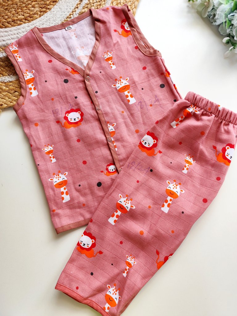 Sleeveless Co Ord Set - Pink Giraffe Lion Print