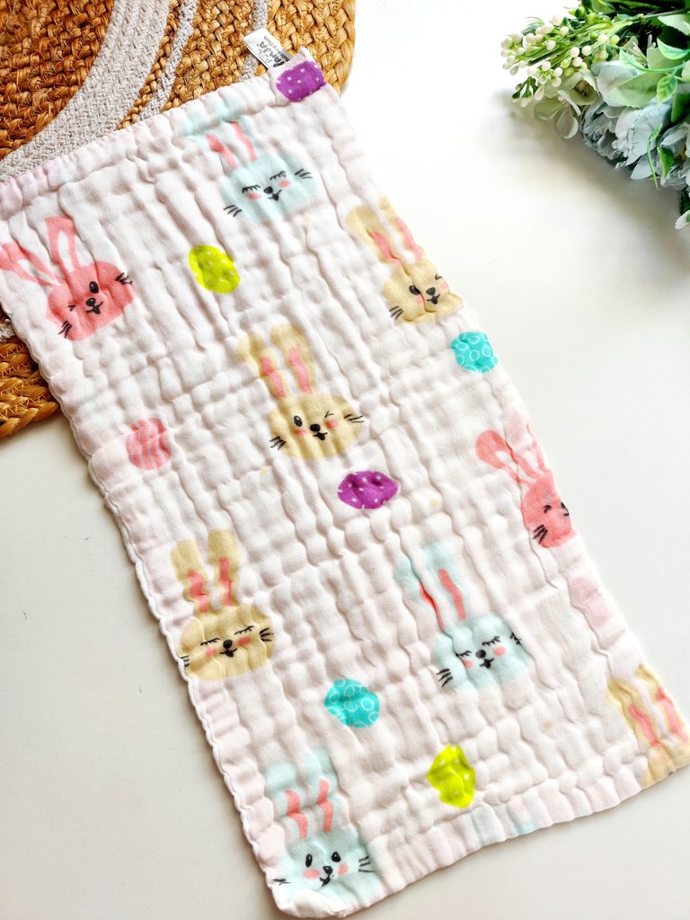 Muslin Shoulder Burp Cloth(50*25cm)- Easter Bunny & Egg Print