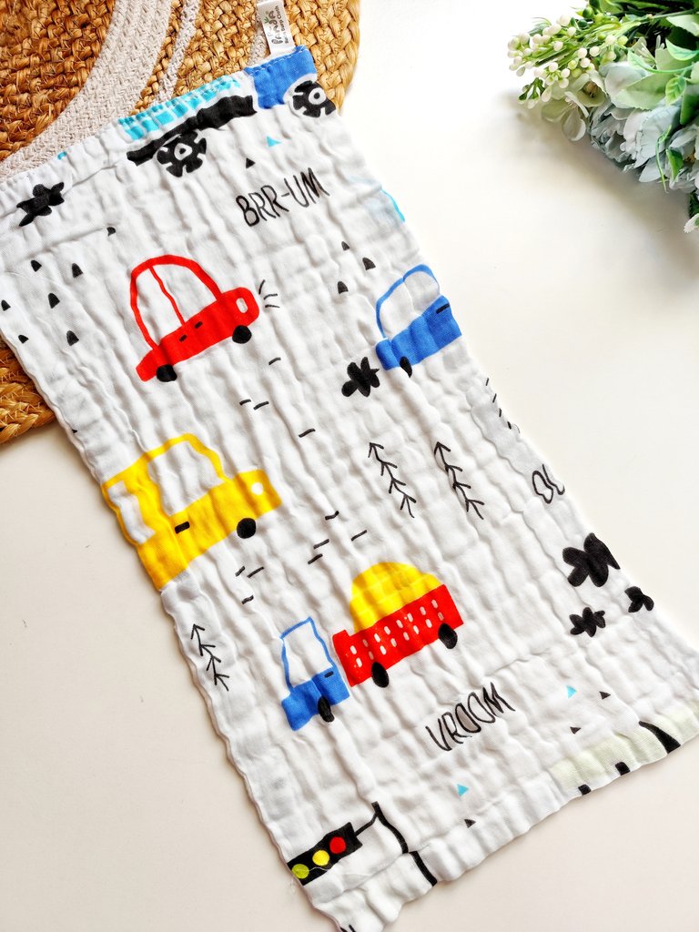Muslin Shoulder Burp Cloth(50*25cm)- Traffic Cars