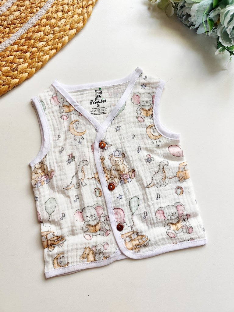 Crinkled Muslin Jablas- Vintage Animal Friends