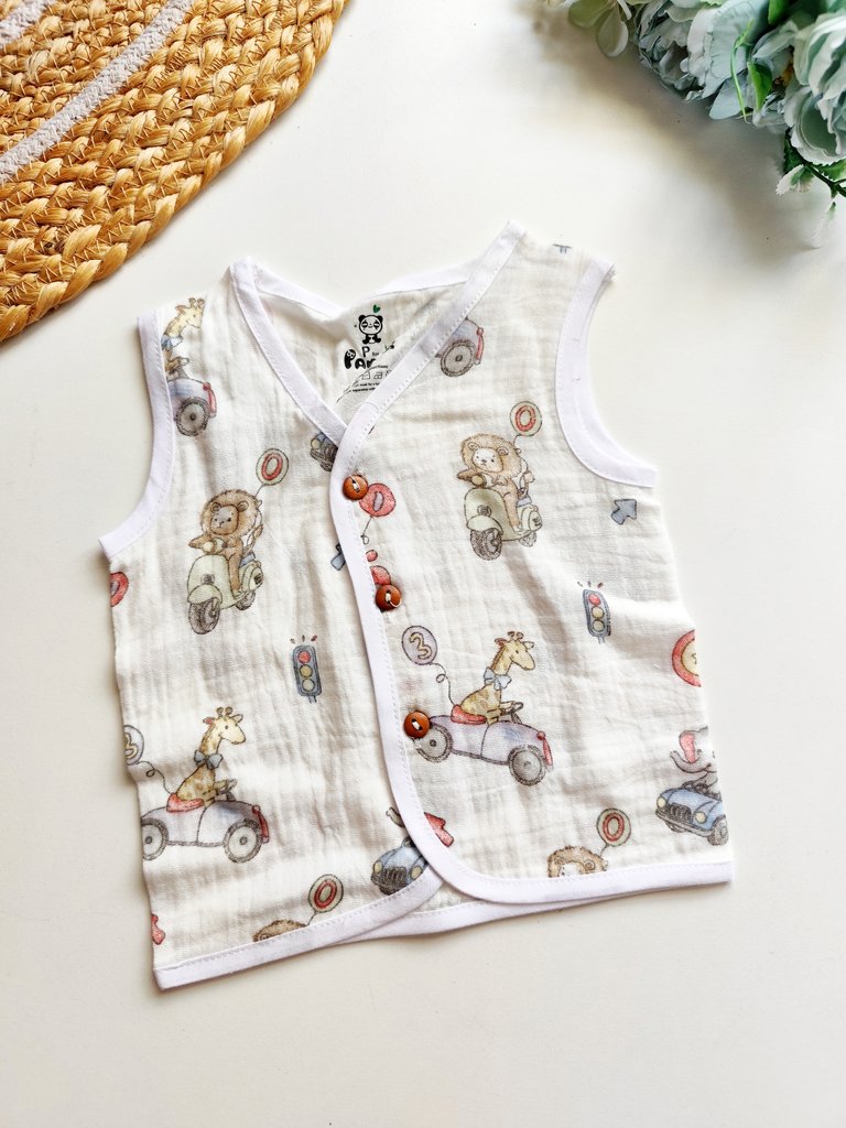 Crinkled Muslin Jablas- Animals on Wheels