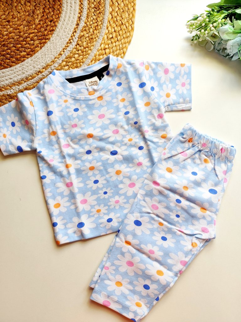 Half Sleeve Co Ord Sets- Light Blue Daisy Print