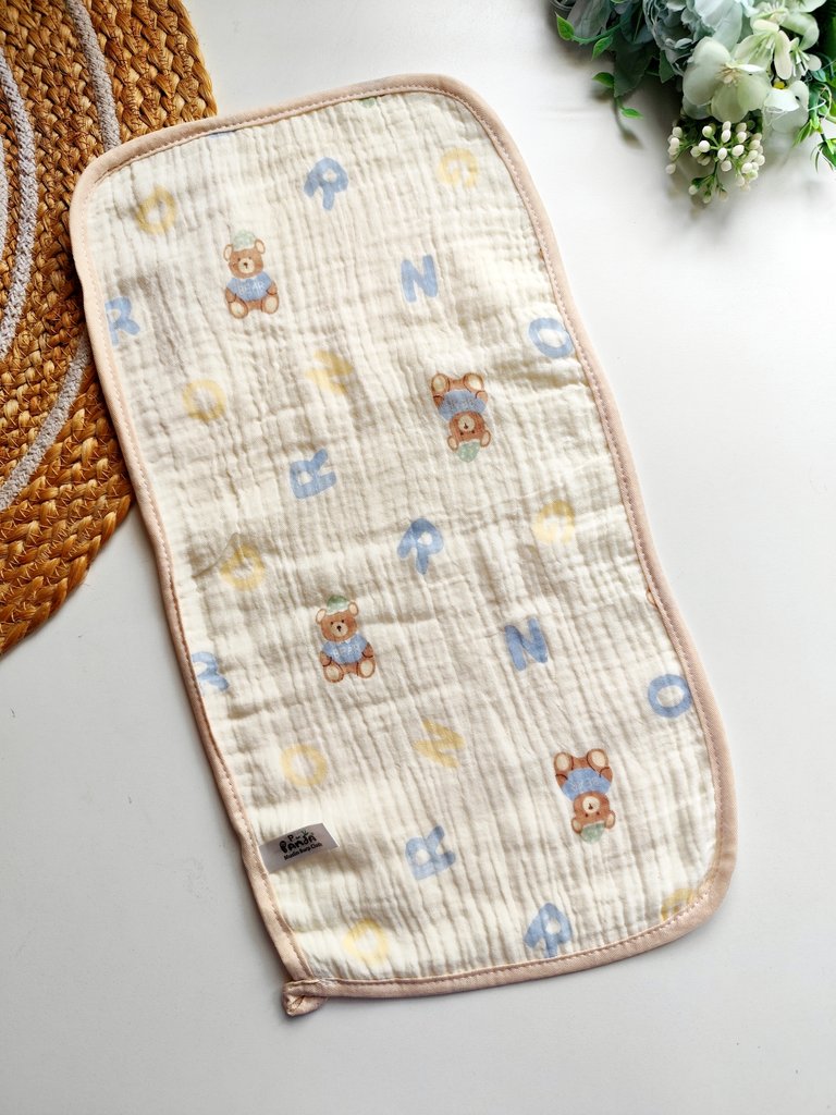 Crinkled Muslin Burp Cloth- Alphabet Teddy