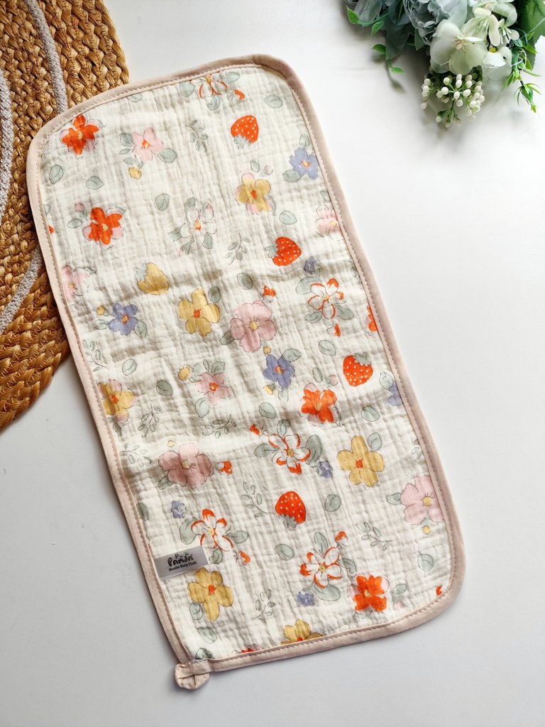 Crinkled Muslin Burp Cloth- Strawberry Floral