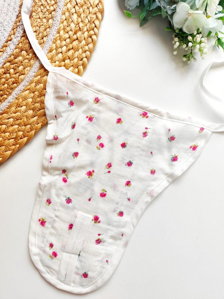 Muslin 3 Layered Nappies - Small Pink Roses