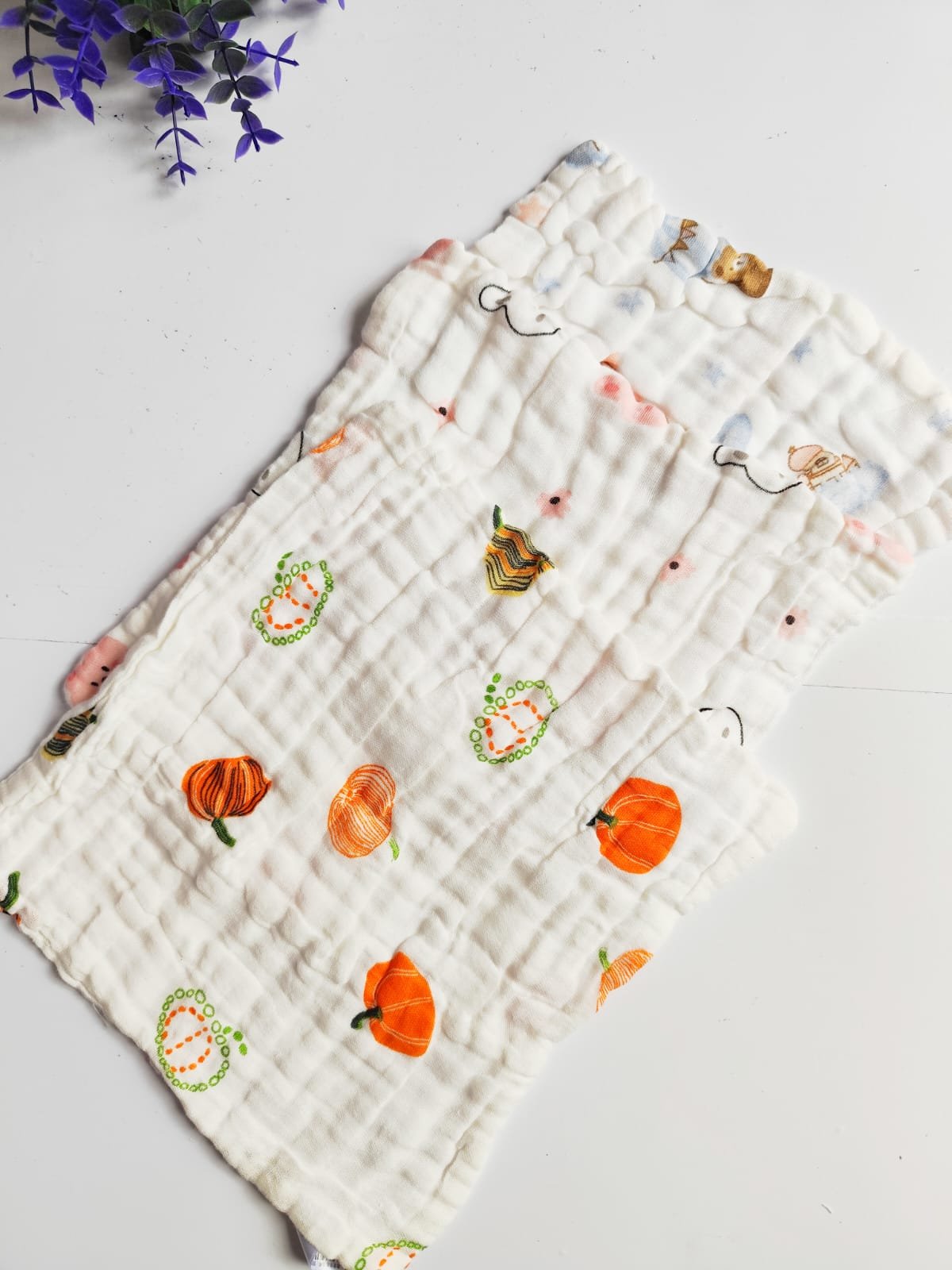 Crinkled Muslin Wipes - Random Designs image 1