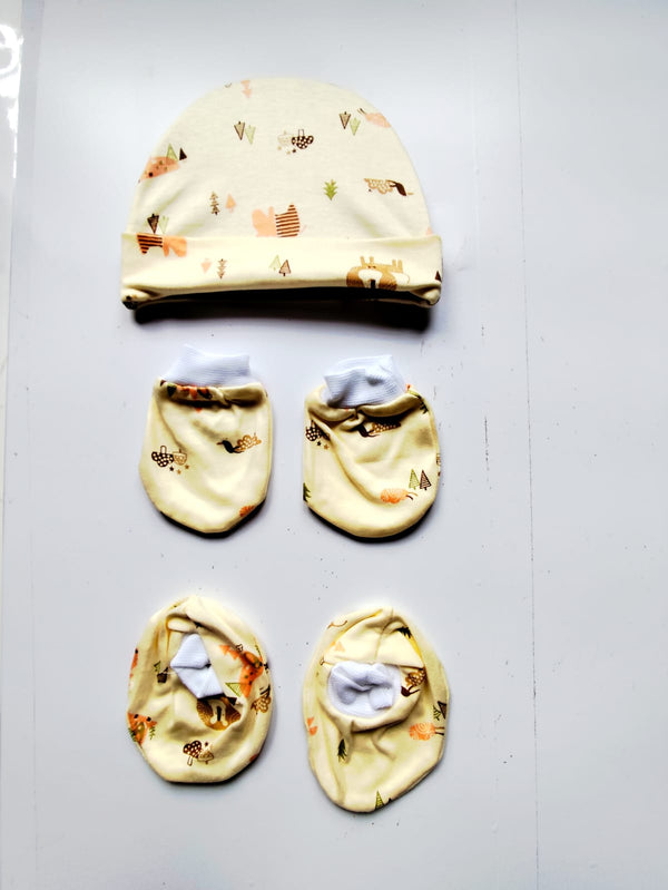 Cotton Cap, Mittens&Booties- Tree Print