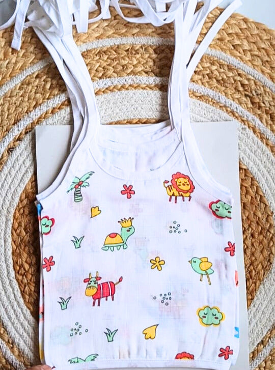Muslin Knot Jablas (0 - 3 Months) - Lion &amp; Buffalo Print image