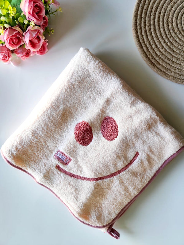 Smiley Bath Towels(100*50) cm - Peach