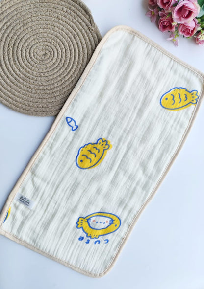 Muslin 4 Layered Burp Cloth (Random Print)