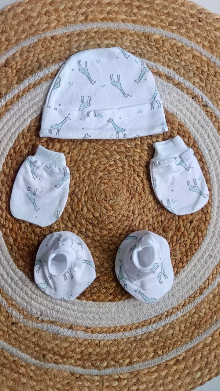 Cotton Cap, Mittens & Booties Set - Giraffe Print (0 - 6 Months) image 0