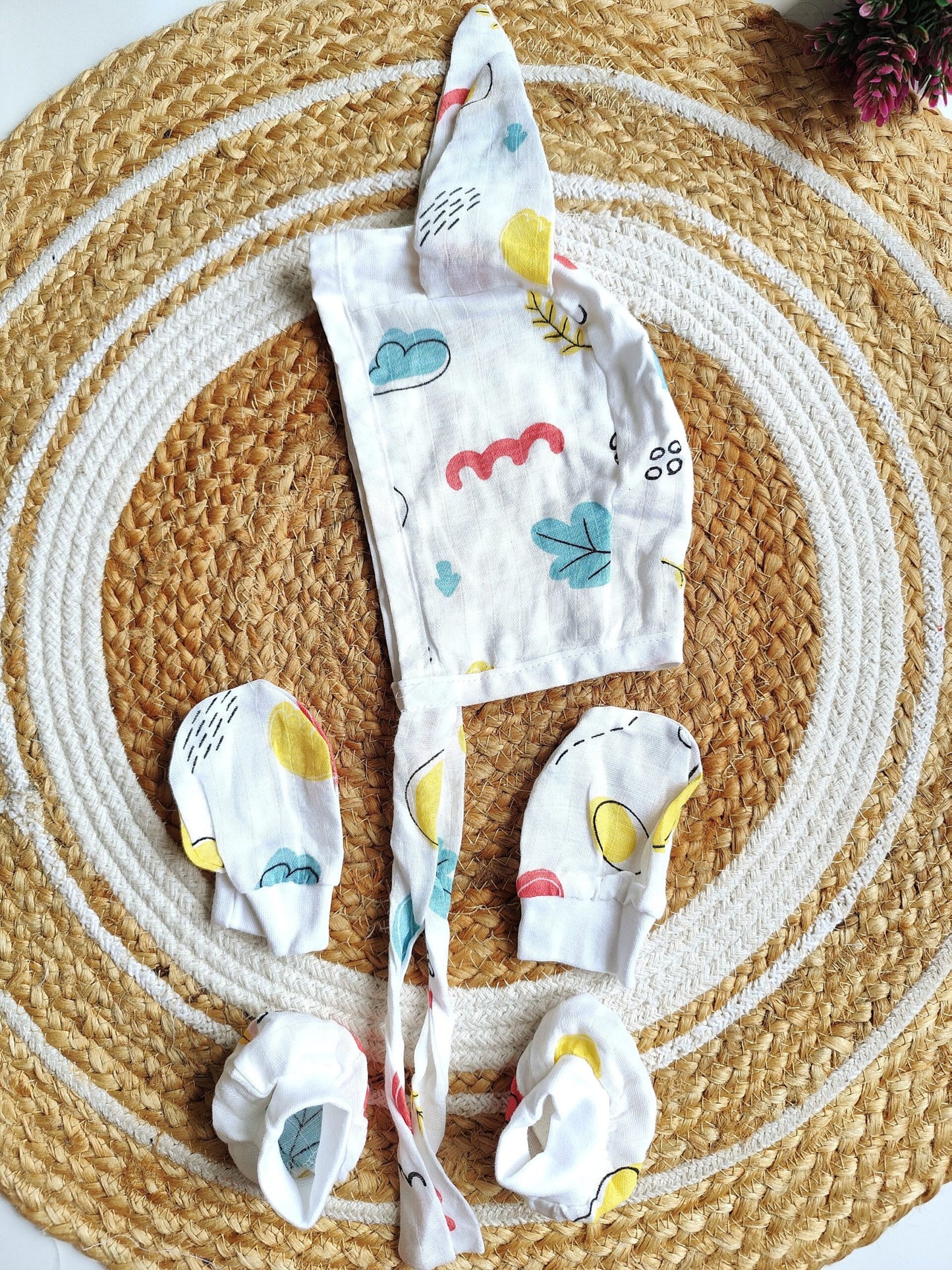 Muslin Cap, Mitten &amp; Booties Set - Bean Print image 0