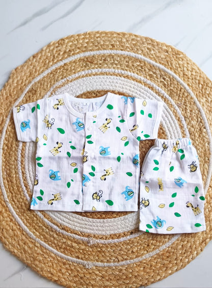 Muslin Half Sleeve Jabla Set - Giraffe Print - 0 - 3 M image