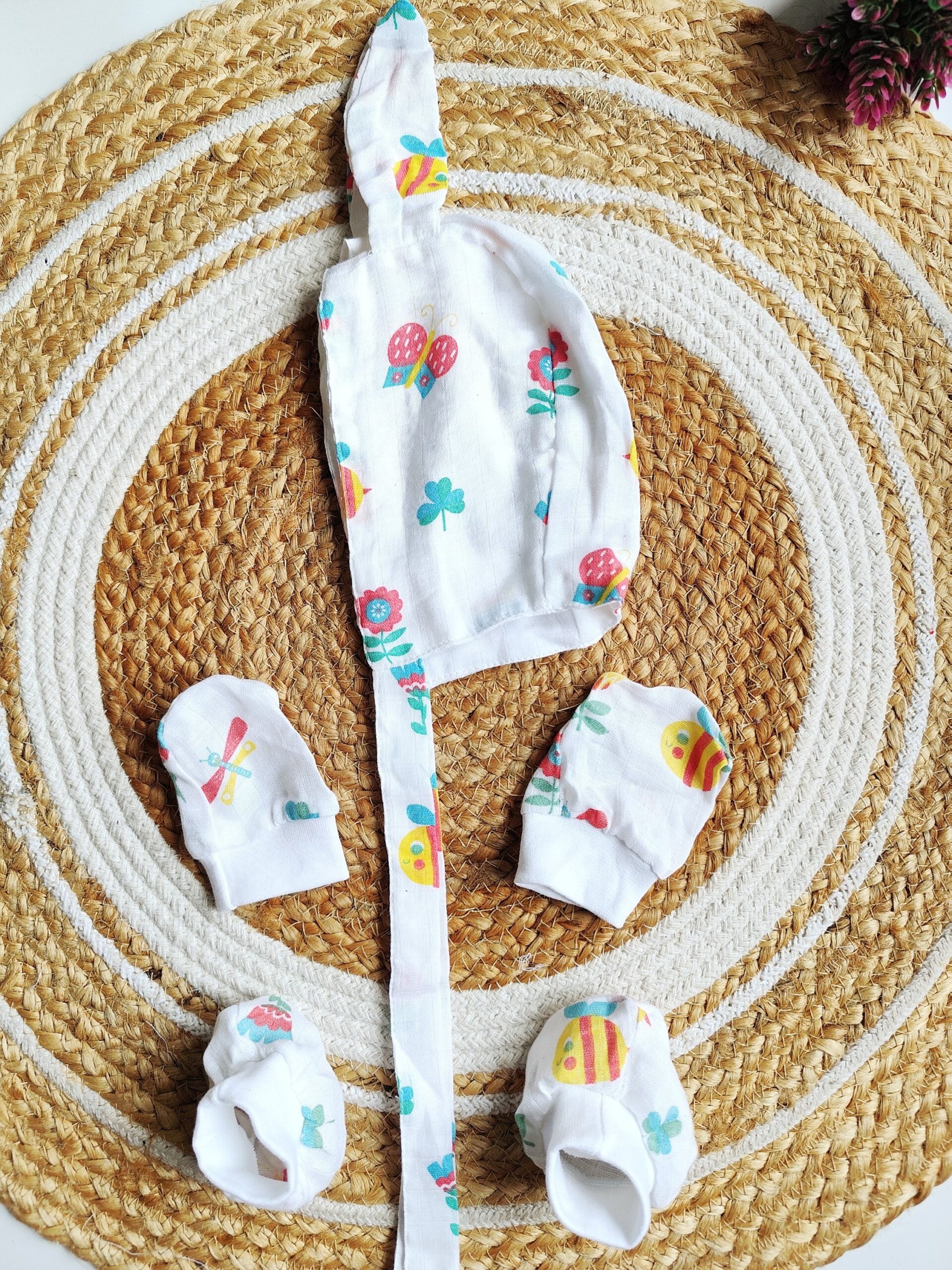 Muslin Cap, Mitten &amp; Booties Set - Butterfly &amp; Honeybee Print image 0
