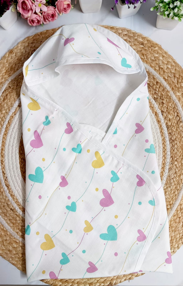 Muslin Hooded Towel - Hearts Print