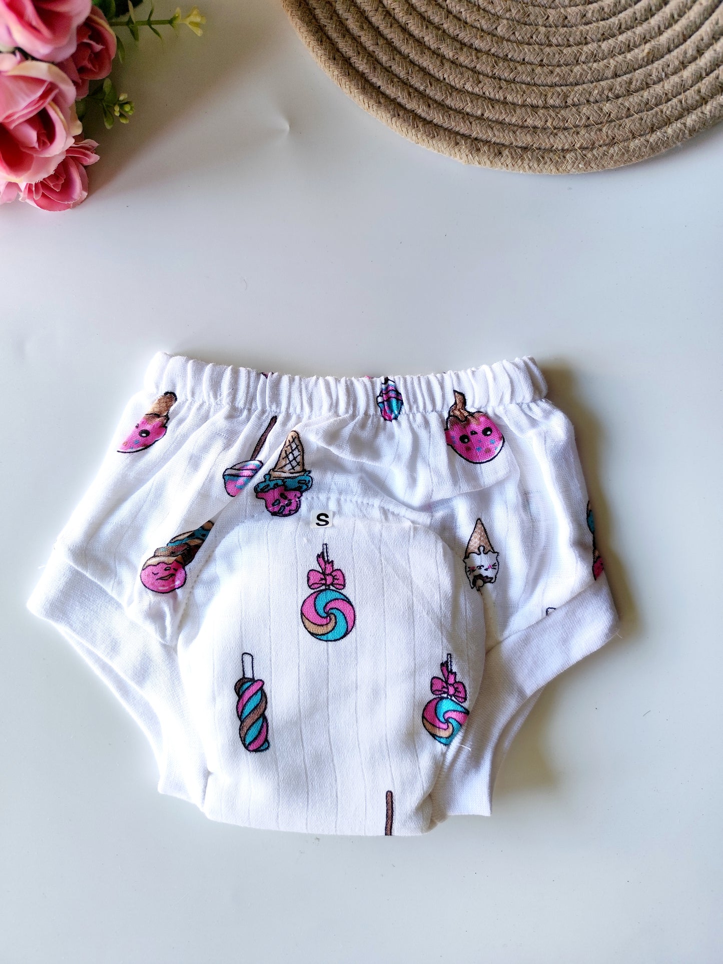 Muslin Padded Underwear - Ice Cream