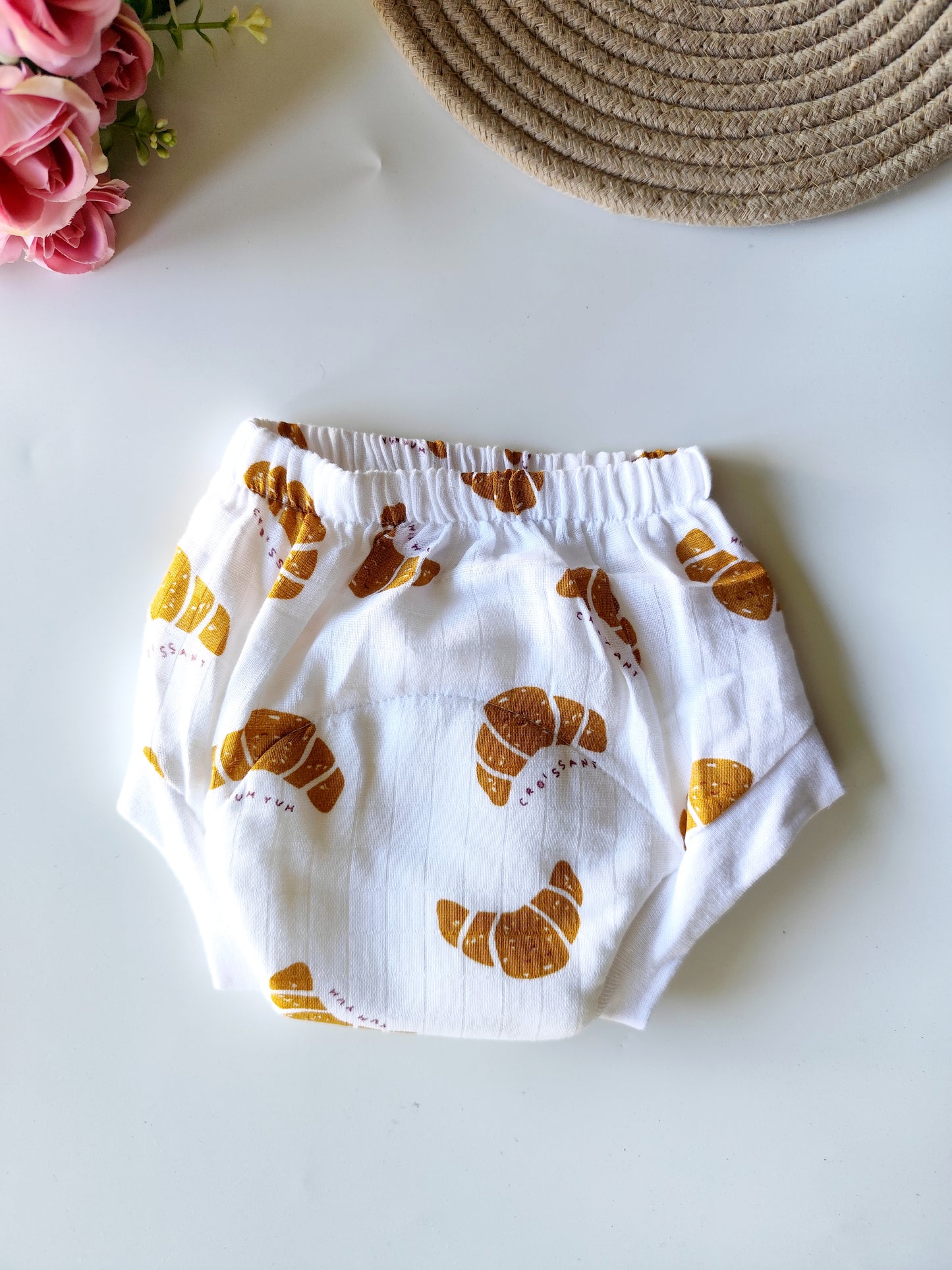 Muslin Padded Underwear - Croissant